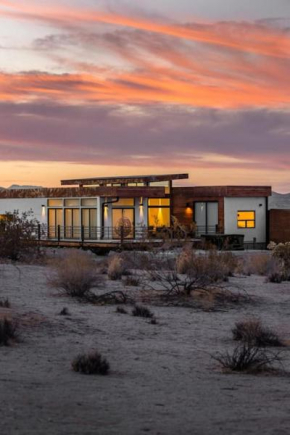 Panoramic Heaven - Luxury Designer Property w Spa